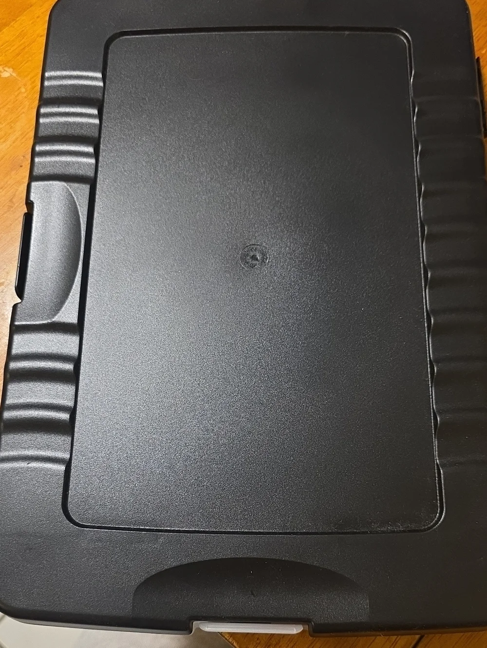 N/A sleek black